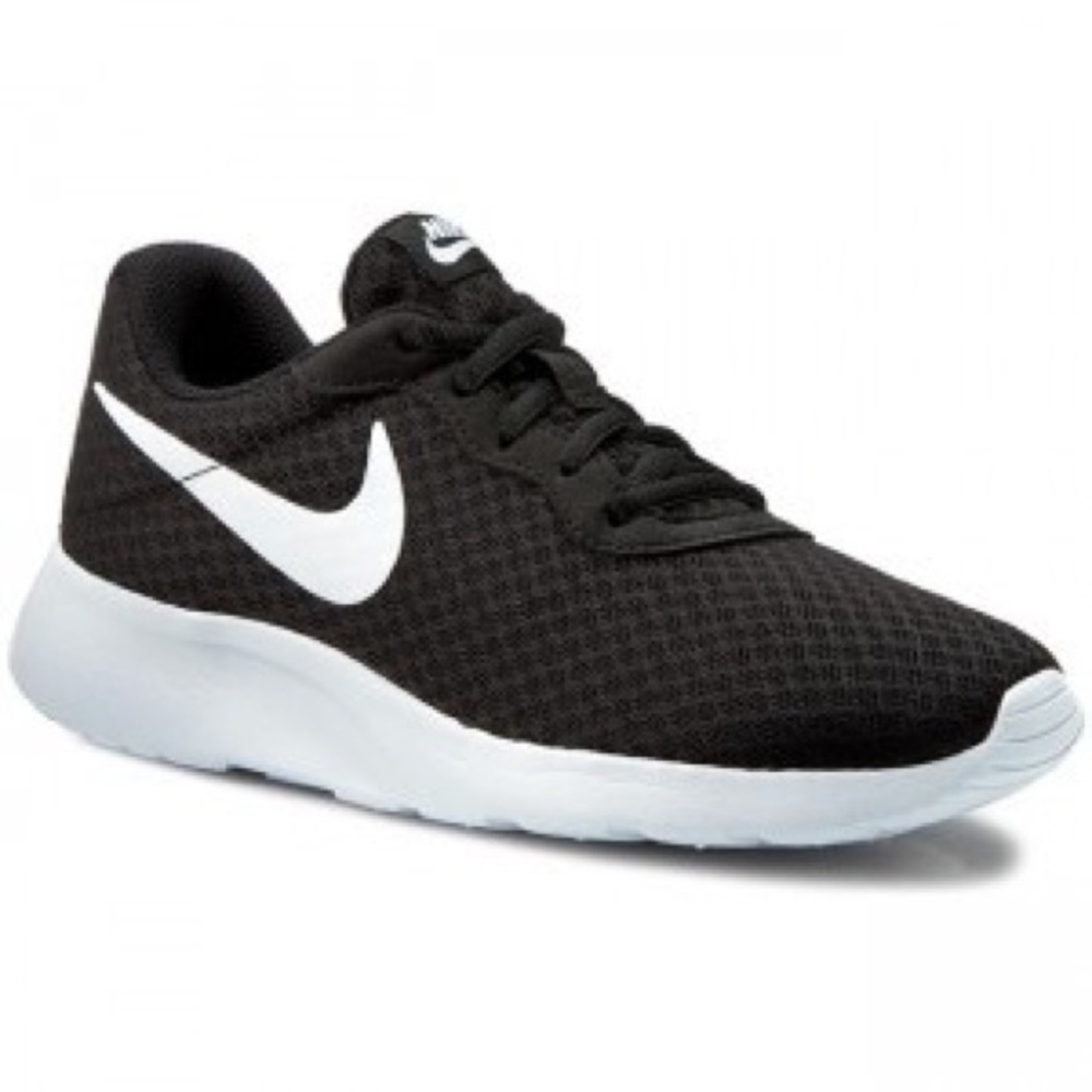 Nike Tanjun Womens Running Shoes